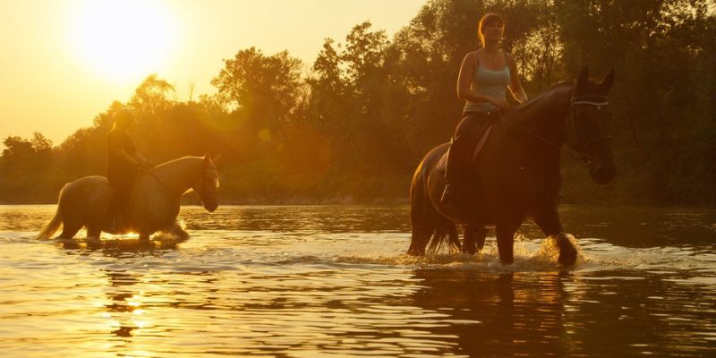 Strengthens Connection With Nature